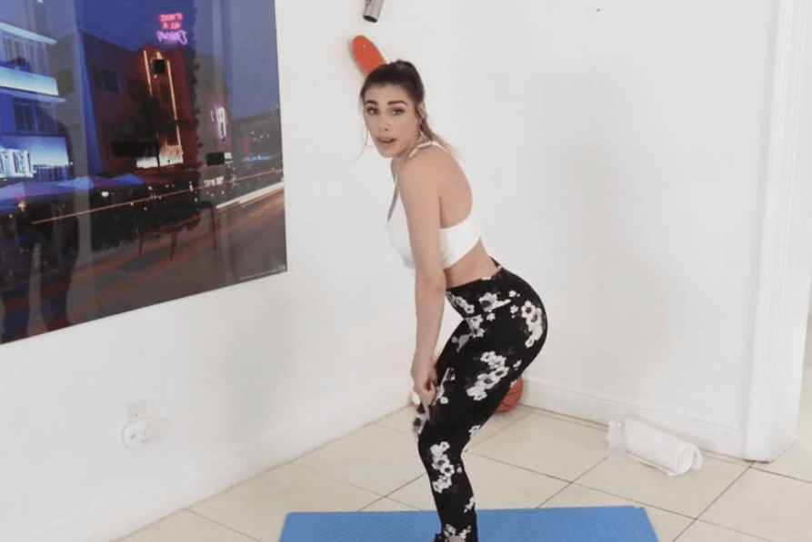 Lexxi Steele (Quarantine Fitness)